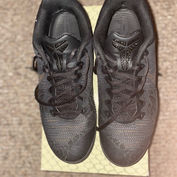 Kobe Mamba Rage “Gold Stars” - Picture 4 of 5